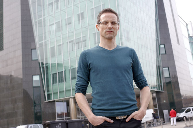 Zelo rad imam šport in počnem skoraj vse