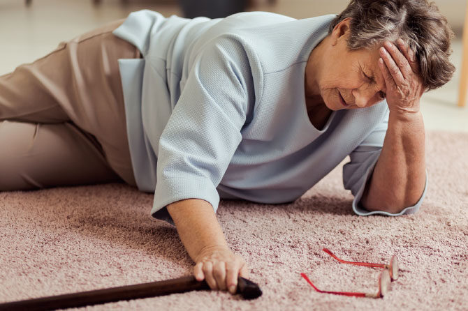 Hude posledice zlomov zaradi luknjičastih kosti